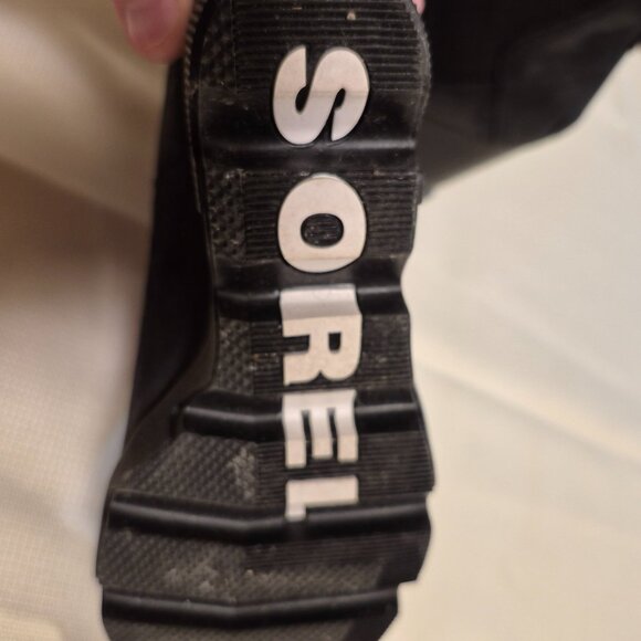 SOREL Heeled Ankle Boots - Picture 2 of 14
